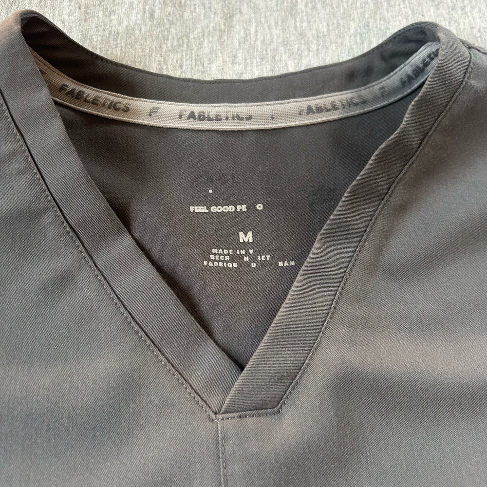 Fabletics Scrub Top - Picture 2 of 5